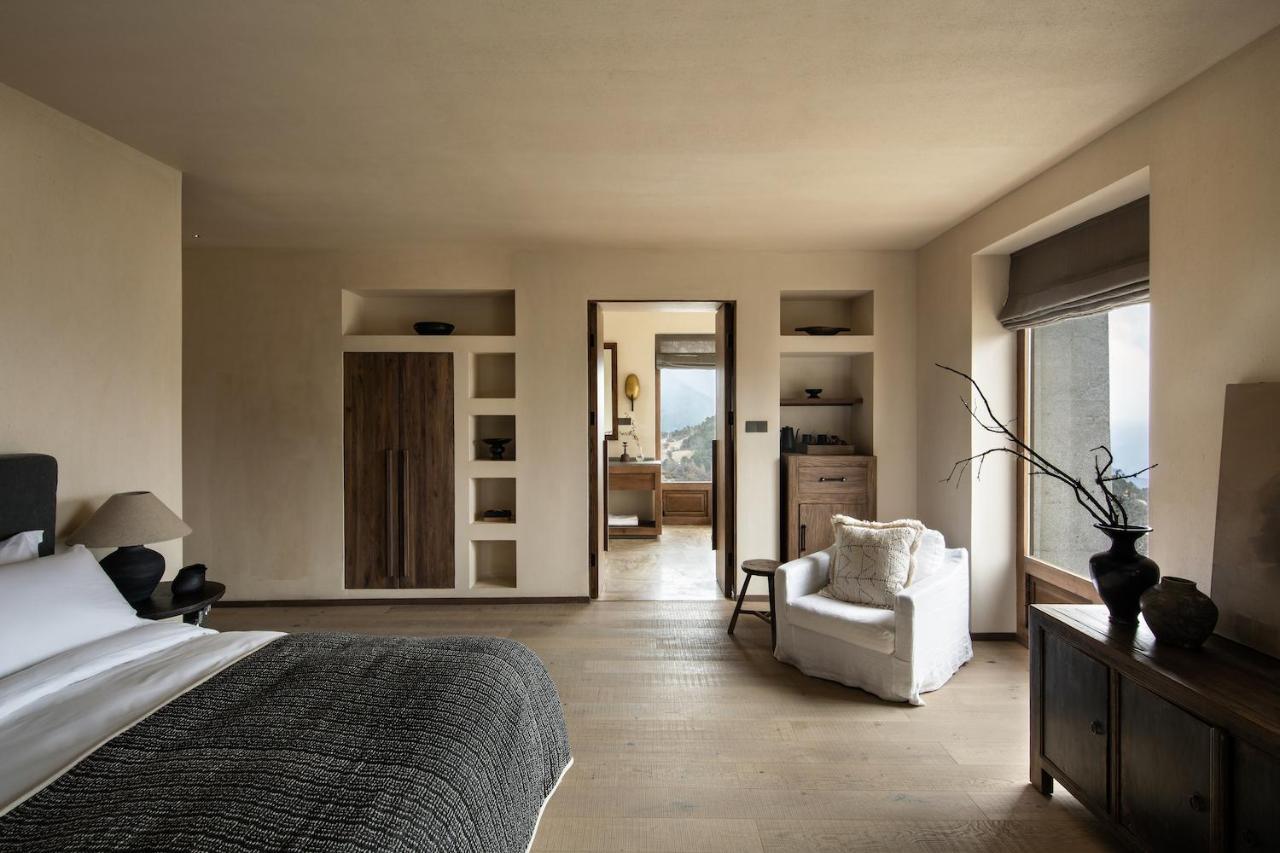 Sunyata Hotel. Deqin Meili デチェン エクステリア 写真